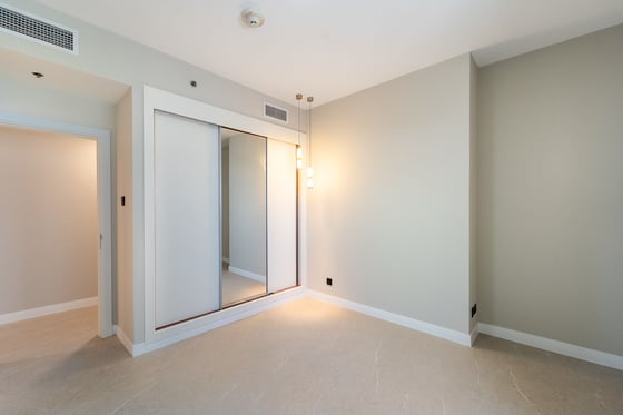 Sea View | Fully Upgraded | Extra Room.., picture 9