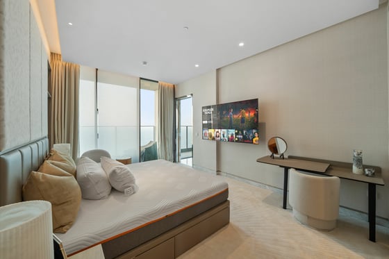 2BR Skycourt Duplex | Private Pool | Sea View, picture 17