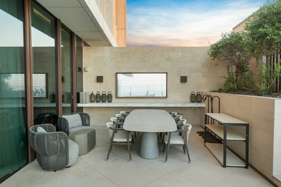 2BR Skycourt Duplex | Private Pool | Sea View, picture 30