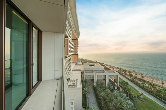 2BR Skycourt Duplex | Private Pool | Sea View, picture 4