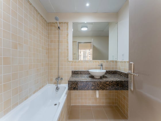 High Floor I Unfurnished I Specious Layout, picture 14
