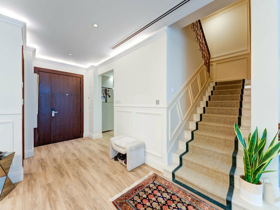 Exclusive | Lake View | Fully Upgraded.., picture 5