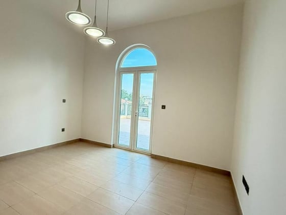 Prime location | Well maintained | Near Park, picture 16