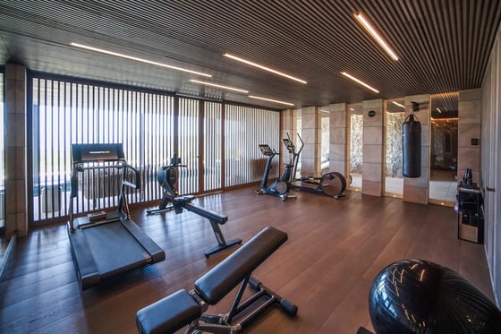Welcome to the epitome of luxury living in La Zagaleta, picture 22