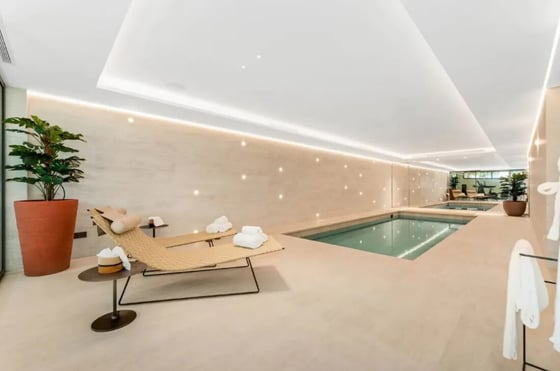 New Breathtaking Modern Luxury House with Panoramic Views, picture 12