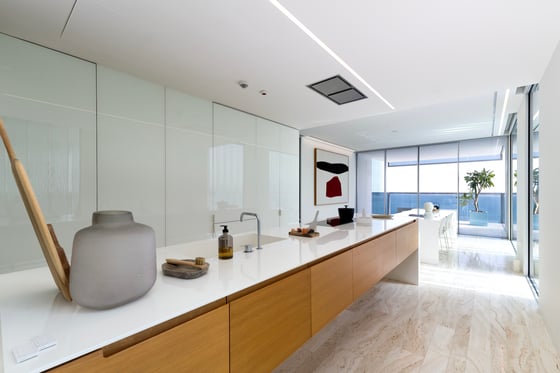 5 bedroom furnished penthouse in Muraba Dia, Palm Jumeirah, picture 1
