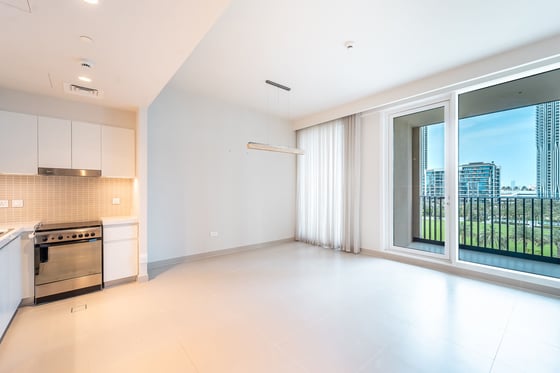 Full Park View | Vacant | Quiet Luxury Home, picture 6