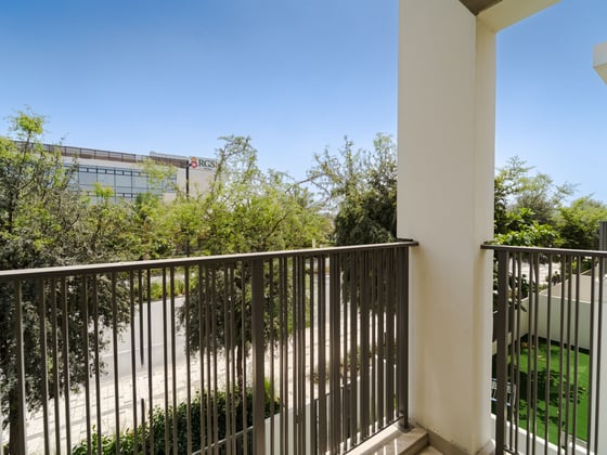 Single Row | Brand New | Prime Location., picture 19
