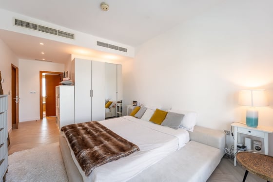 Upgraded Villa | Large Corner Plot | Private Pool, picture 15
