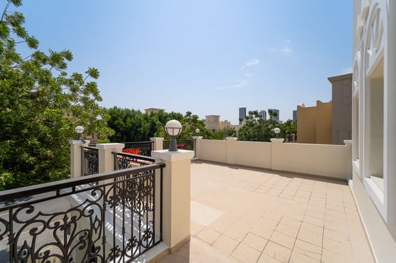 Upgraded Villa | Large Corner Plot | Private Pool, picture 17