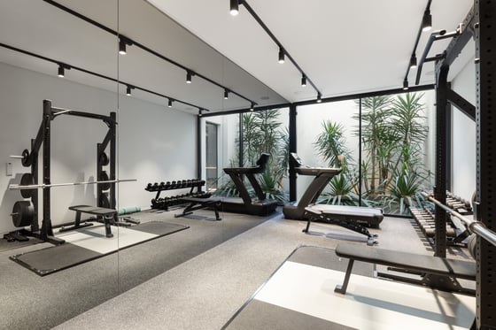 A contemporary home for sale in the exclusive El Madroñal, picture 15
