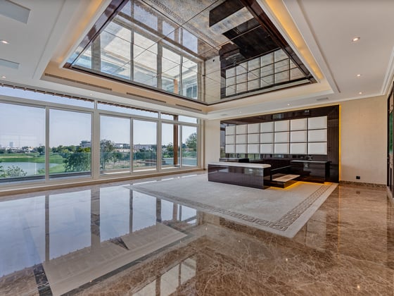 Prestigious Emirates Hills Villa with Golf Views, picture 3