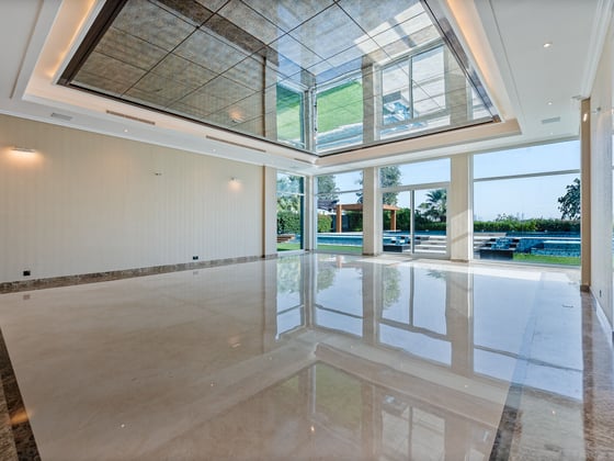 Prestigious Emirates Hills Villa with Golf Views, picture 5