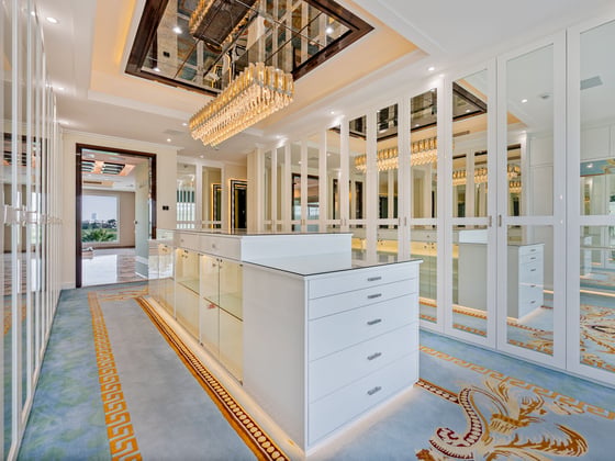 Prestigious Emirates Hills Villa with Golf Views, picture 17