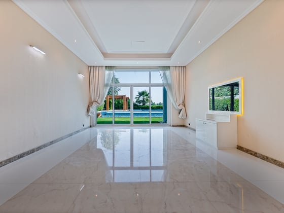 Prestigious Emirates Hills Villa with Golf Views, picture 7
