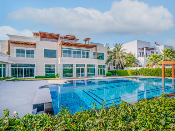Prestigious Villa residing on a plot of 24,214, picture 2