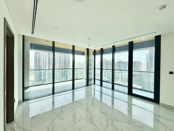 Spacious |  Maids Room  |  Burj Khalifa View, picture 2