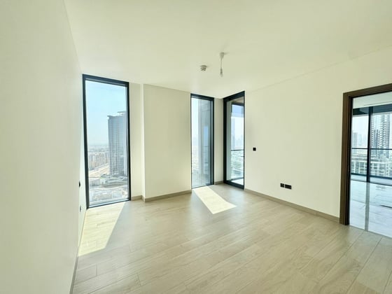 Spacious |  Maids Room  |  Burj Khalifa View, picture 9