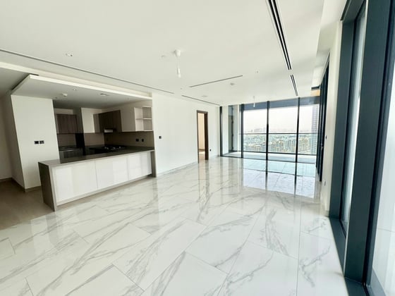 Spacious |  Maids Room  |  Burj Khalifa View, picture 3