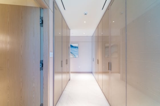 Ready to Move | Full Sea View | Ain View, picture 15