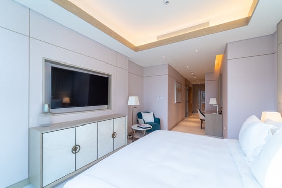 Ready to Move | Full Sea View | Ain View, picture 12