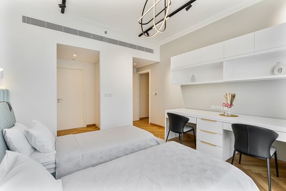 Stunning 2BR | Vacant | High Floor | Sea View, picture 18