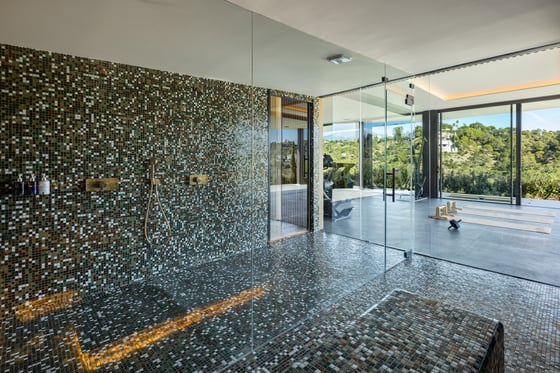 Exceptional New Built Villa in El Madroñal, Benahavís, picture 10