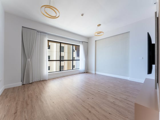 Exclusive | Spacious Layout | Vacant...., picture 1