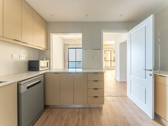 Exclusive | Spacious Layout | Vacant...., picture 8