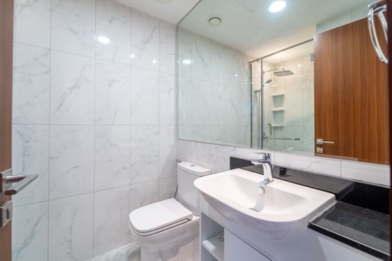 Upgraded | Pool & Park Views | Good Quality, picture 17
