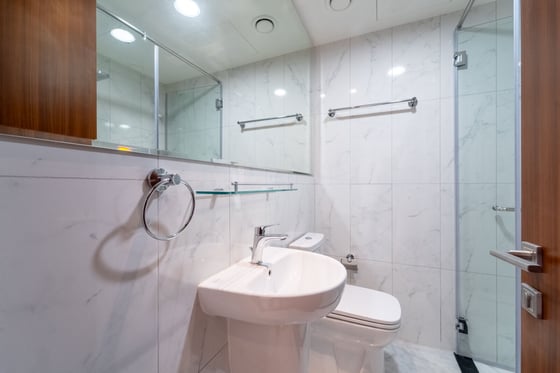 Upgraded | Pool & Park Views | Good Quality, picture 18