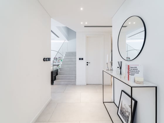 Fully Renovated | 3 Bed + Study | Private Pool, picture 3
