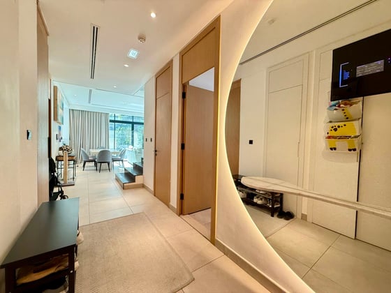 Private Swimming Pool | Corner Unit....., picture 2