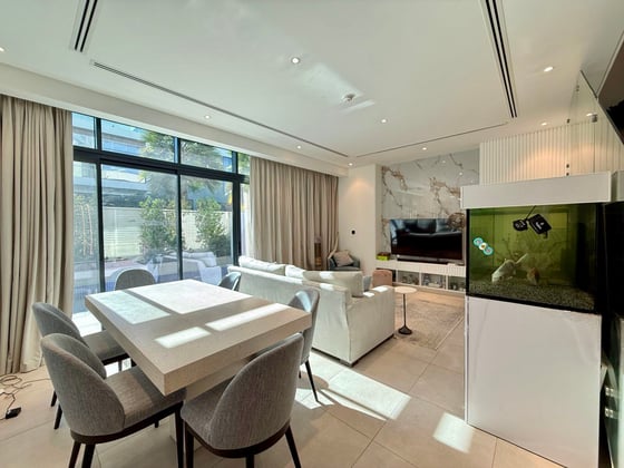 Private Swimming Pool | Corner Unit....., picture 6