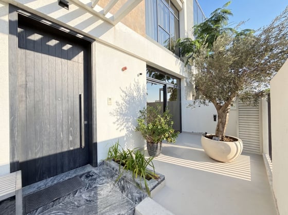 Private Swimming Pool | Corner Unit....., picture 16