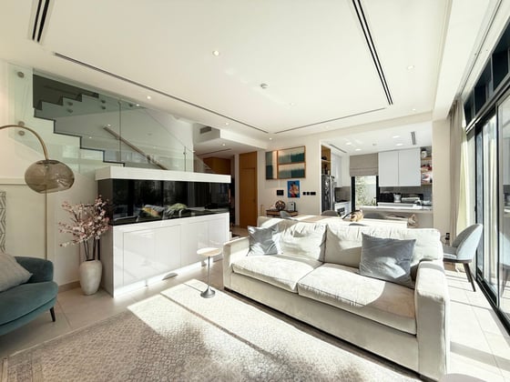 Private Swimming Pool | Corner Unit....., picture 5