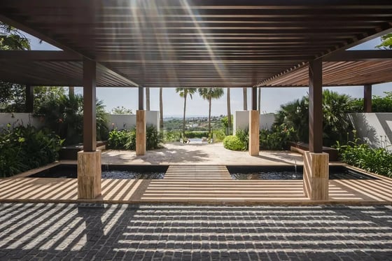 Living in overwhelmed by its opulence in Sotogrande gated 24, picture 12