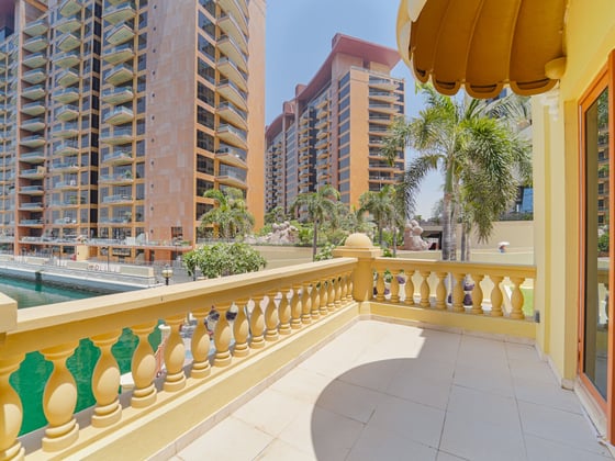 Sea and marina views | Triplex | Renovated, picture 25