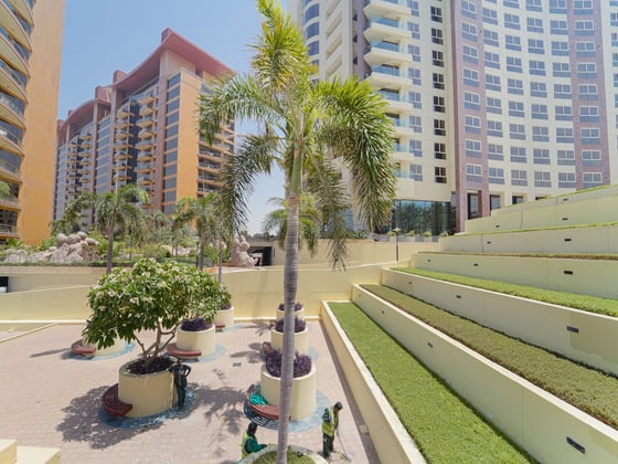Sea and marina views | Triplex | Renovated, picture 26