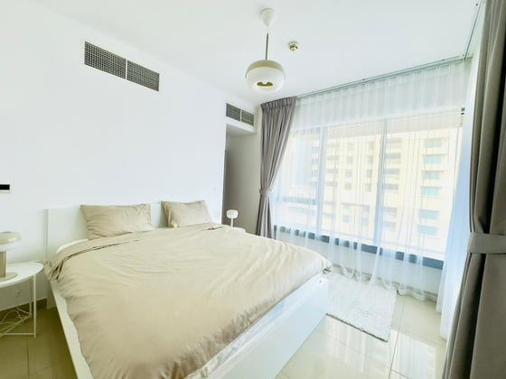 Boulevard View | High Floor | Great Condition, picture 6