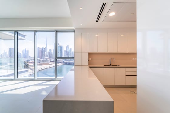 Skyline & Canal View | Massive Corner Unit | Best Layout, picture 1