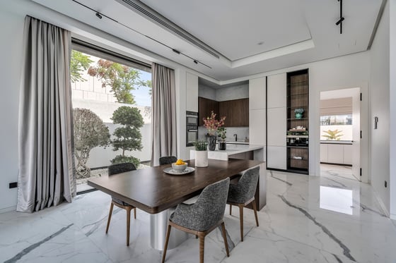 Perfect Layout | Contemporary | High Quality | Very Private, picture 7