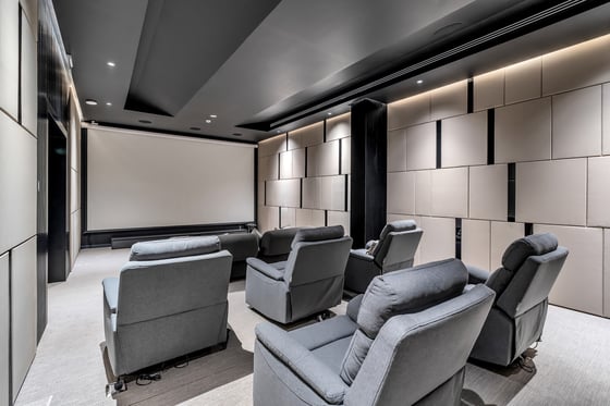 Perfect Layout | Contemporary | High Quality | Very Private, picture 8