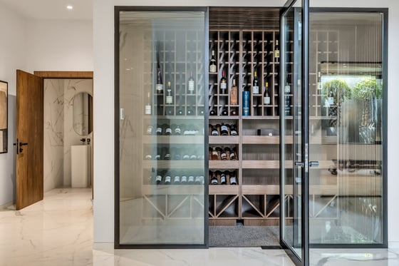 Perfect Layout | Contemporary | High Quality | Very Private, picture 12