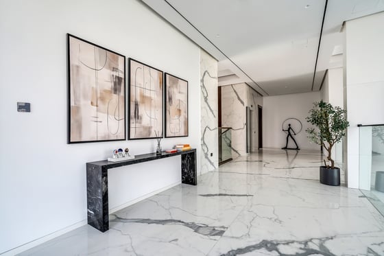 Perfect Layout | Contemporary | High Quality | Very Private, picture 13