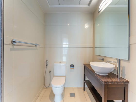 BEST PRICED |  BEST LAYOUT |  FULL SEA HIGH FLOOR, picture 21
