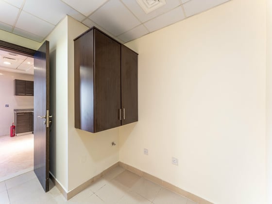 BEST PRICED |  BEST LAYOUT |  FULL SEA HIGH FLOOR, picture 12
