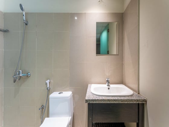 BEST PRICED |  BEST LAYOUT |  FULL SEA HIGH FLOOR, picture 13
