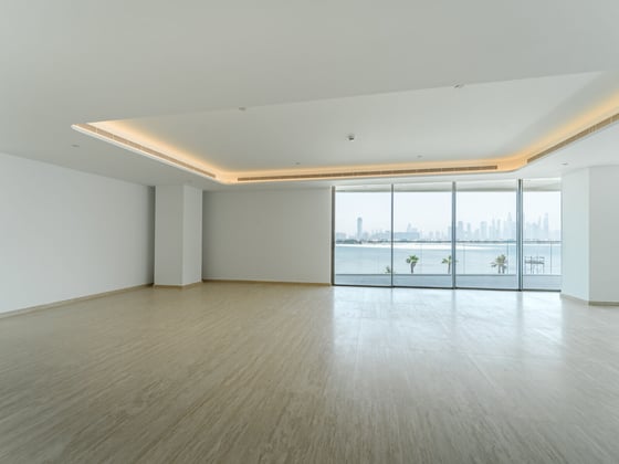 Ultra-Luxury Living | Panoramic Sea Views, picture 5