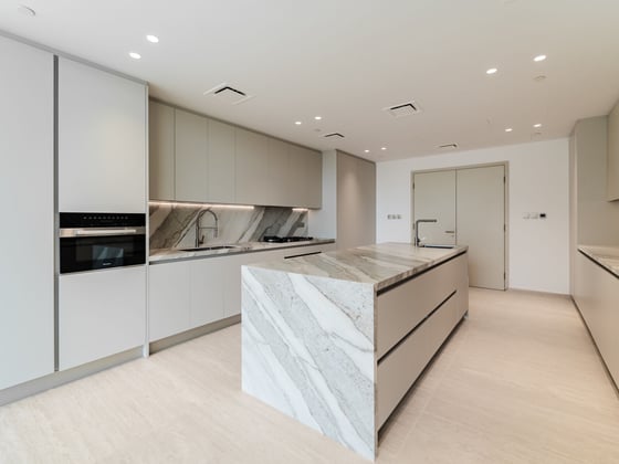 Ultra-Luxury Living | Panoramic Sea Views, picture 10